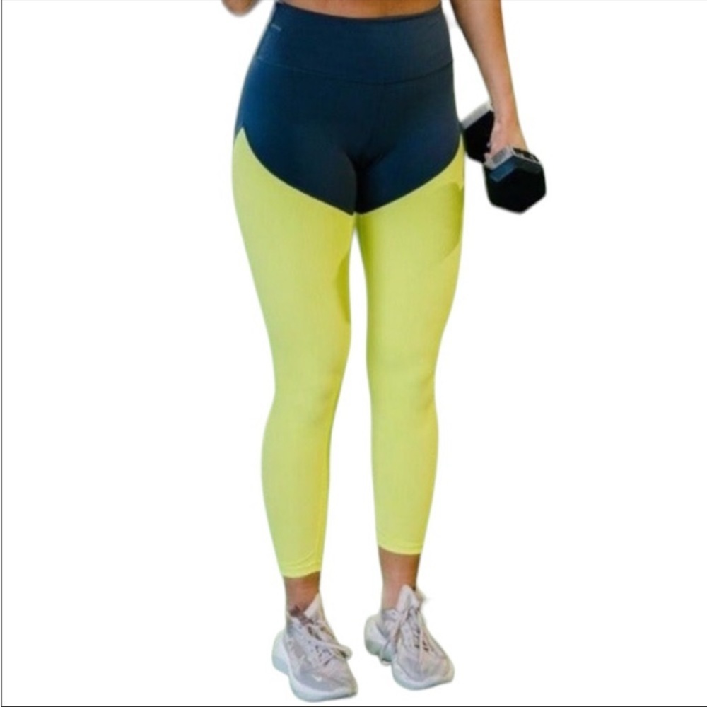 Zyia Active Neon Yellow Parallel Luxe High-Rise 7/8 24” Leggings. Size 8…